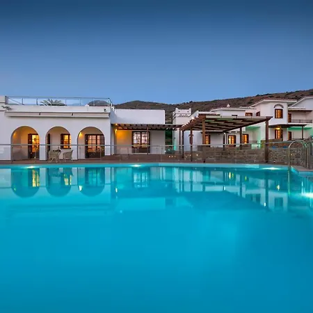 Niriides Sea View, Pool, Brand New 2026 Apartman