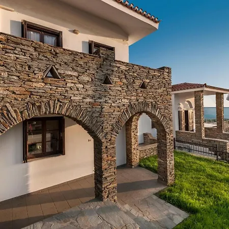 Niriides Sea View Luxury Suites, Brand New 2026 August * Kipri (Andros)
