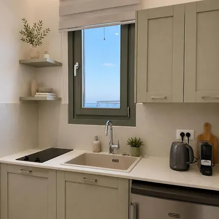 Apartman Niriides Sea View, Pool, Brand New 2026 *